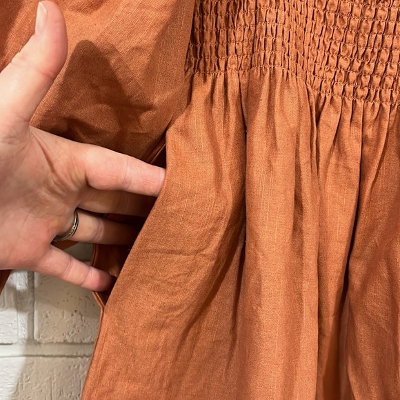 Kourt Flax Blend Baby Doll Pleated Balloon Sleeve Top Burnt Orange - Picture 6 of 7